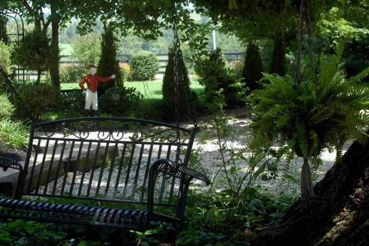 Maple Hill Manor Bed & Breakfast Springfield Exteriör bild