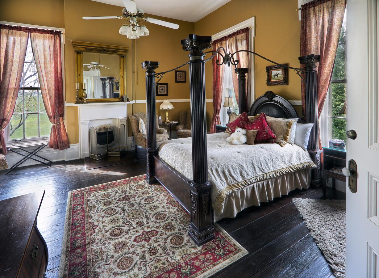 Maple Hill Manor Bed & Breakfast Springfield Exteriör bild